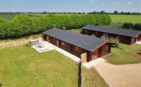 Ash Lodge