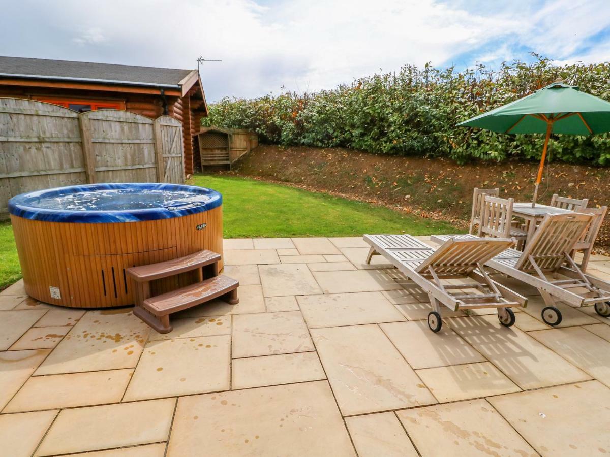 Ash Lodge Oakham Exterior photo